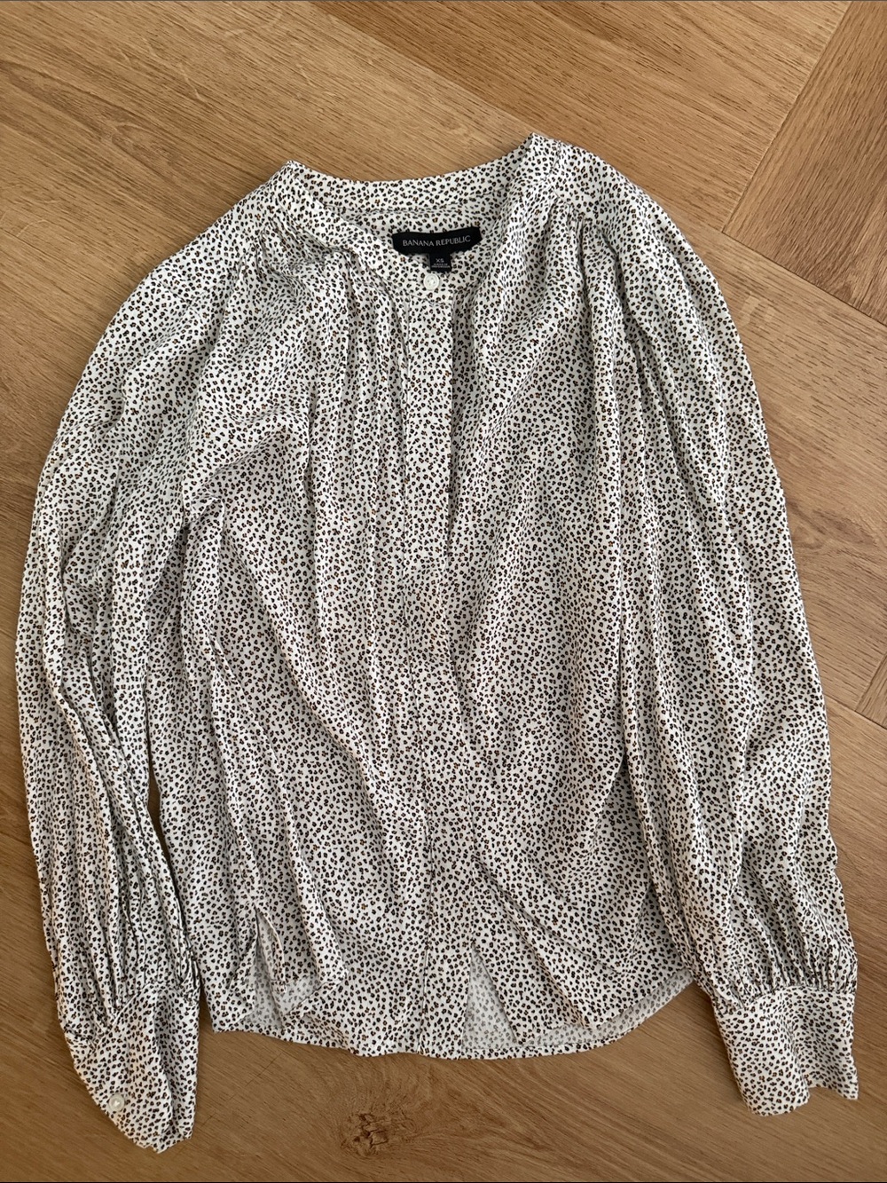 Banana Republic Cream Blouse with Black Leopard Prin